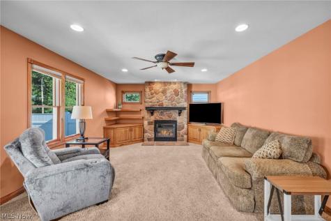 5234 Karen Isle Drive Willoughby OH 44094