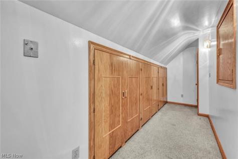 5234 Karen Isle Drive Willoughby OH 44094
