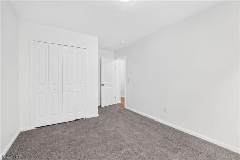 8832 Wheaton Place North Ridgeville OH 44039