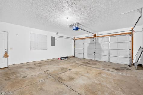 8832 Wheaton Place North Ridgeville OH 44039
