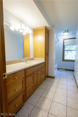 1416 Dunkeith Drive NW Canton OH 44708