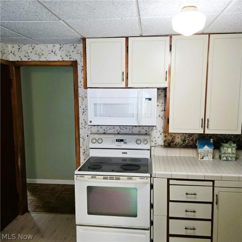 7667 S Eastland Road Middleburg Heights OH 44017