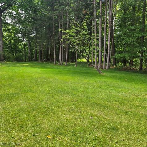 7667 S Eastland Road Middleburg Heights OH 44017