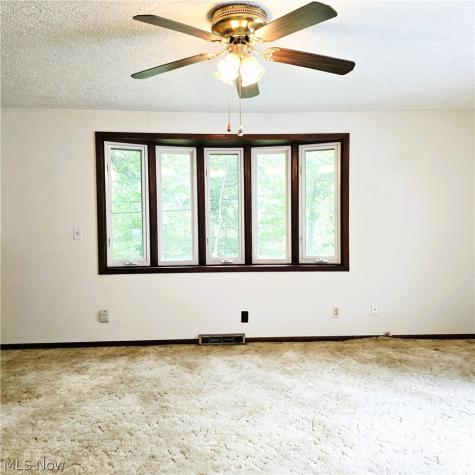 7667 S Eastland Road Middleburg Heights OH 44017