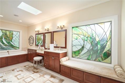 379 Greensfield Lane Copley OH 44321