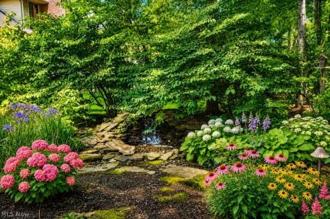 379 Greensfield Lane Copley OH 44321