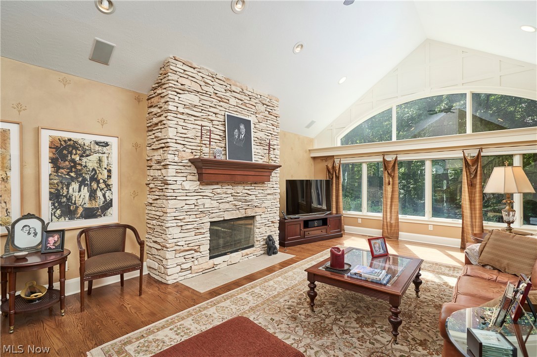 379 Greensfield Lane Copley OH 44321