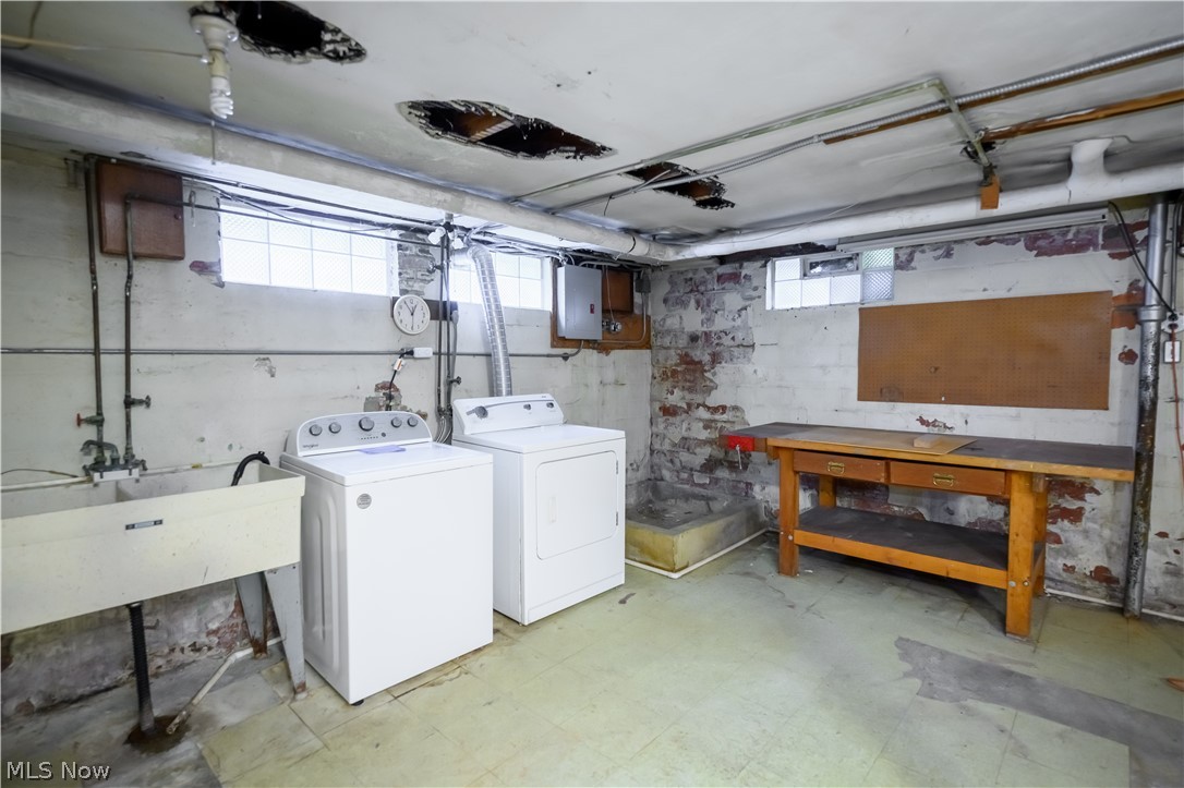 20701 Beachwood Drive Rocky River OH 44116