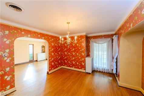 20701 Beachwood Drive Rocky River OH 44116
