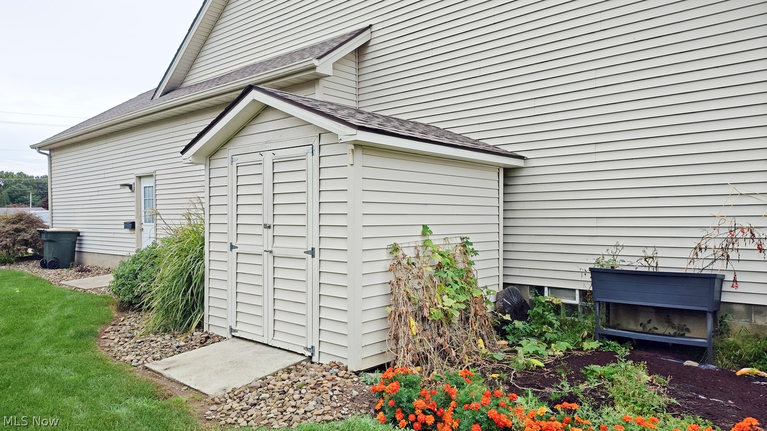 10505 Struthers Road New Middletown OH 44442