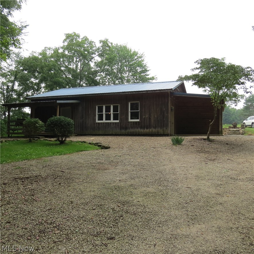 7113 Dial Road SW Carrollton OH 44615