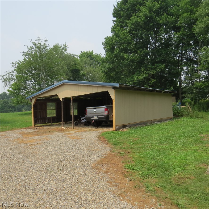 7113 Dial Road SW Carrollton OH 44615