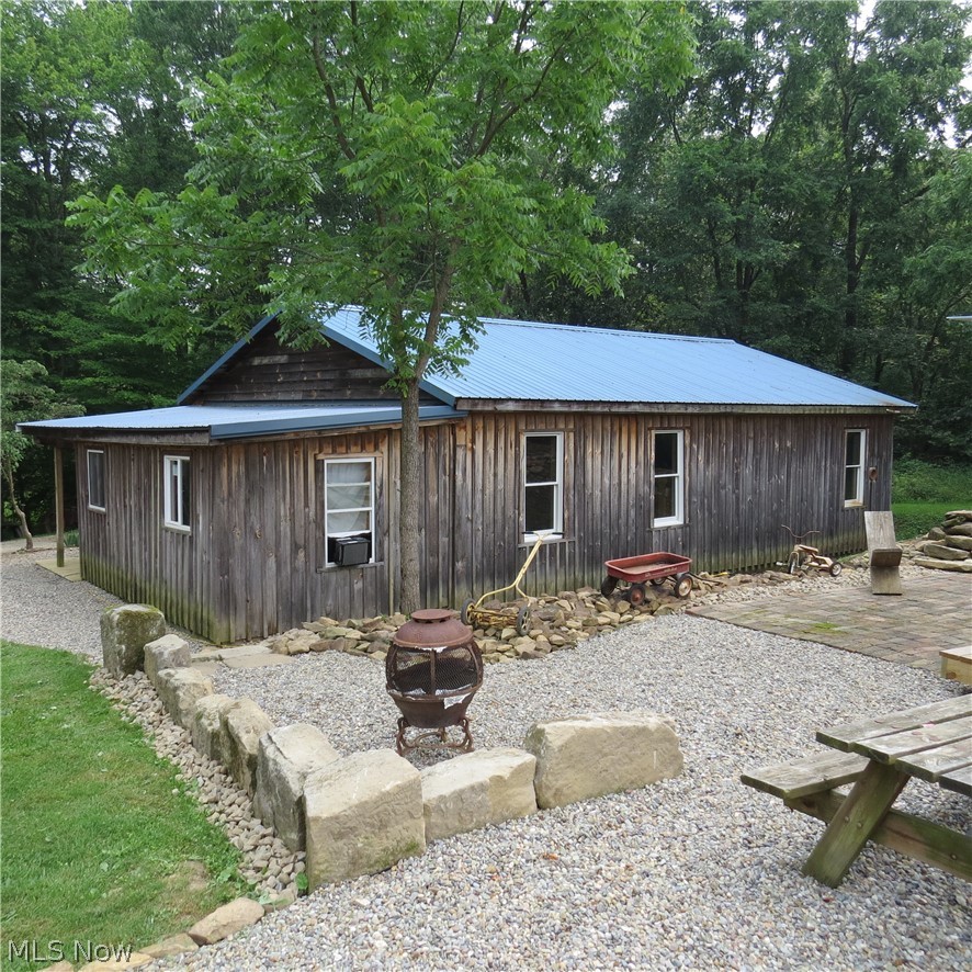 7113 Dial Road SW Carrollton OH 44615