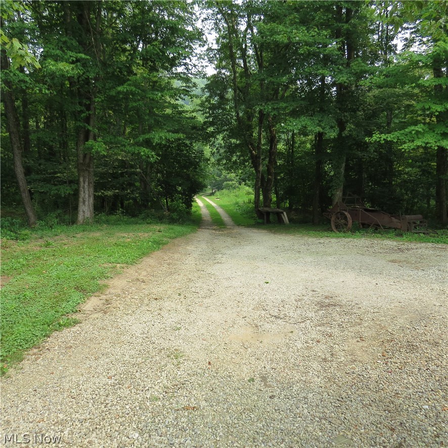 7113 Dial Road SW Carrollton OH 44615