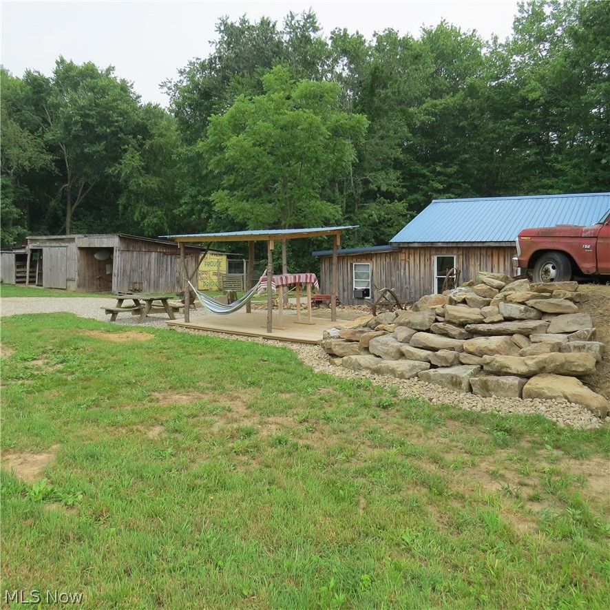 7113 Dial Road SW Carrollton OH 44615
