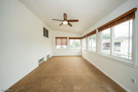 5728 Van Wert Avenue Brook Park OH 44142