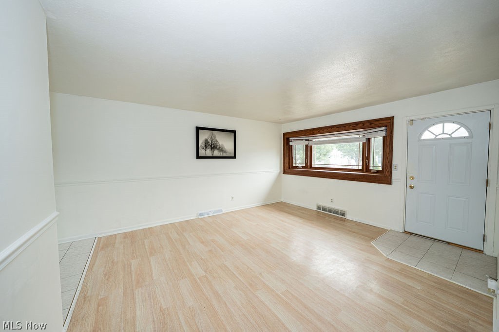 5728 Van Wert Avenue Brook Park OH 44142