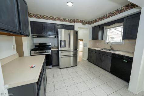 5728 Van Wert Avenue Brook Park OH 44142