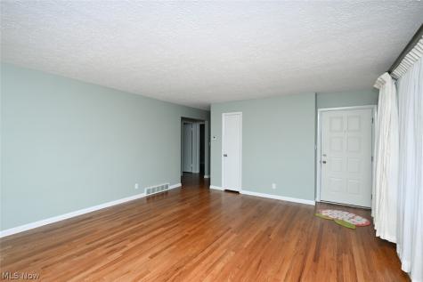 5838 Harter Home Drive Akron OH 44319