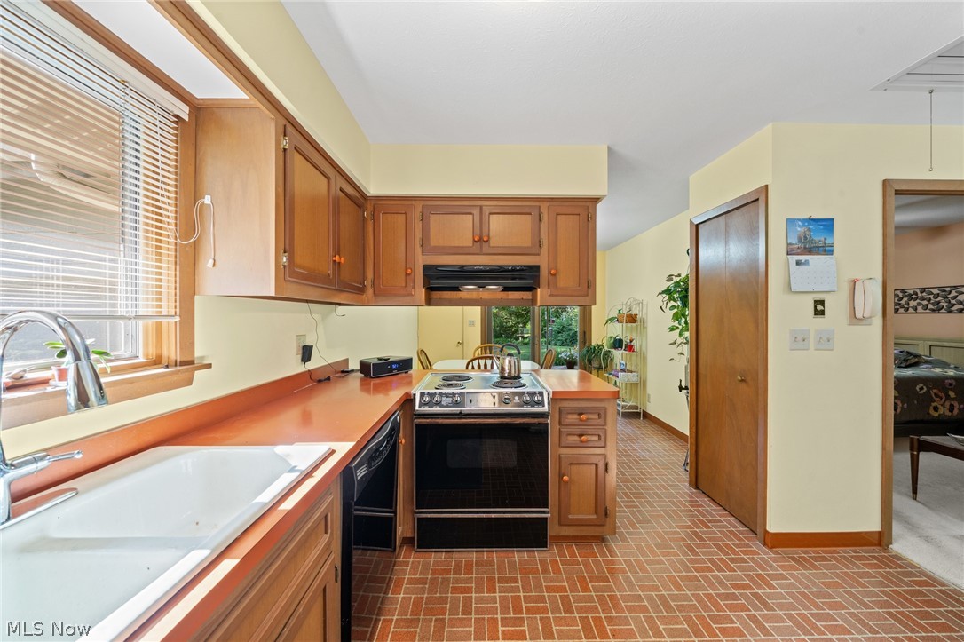24809 Electric Drive Bay Village OH 44140