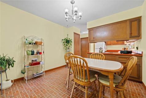 24809 Electric Drive Bay Village OH 44140