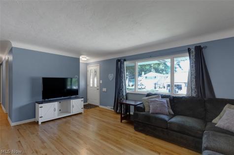 6417 Fordham Drive Parma OH 44129