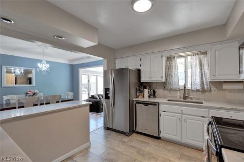 6417 Fordham Drive Parma OH 44129
