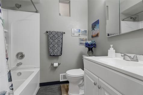 6417 Fordham Drive Parma OH 44129