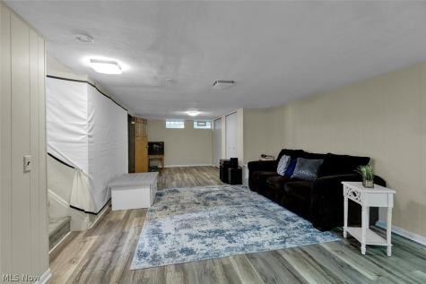 6417 Fordham Drive Parma OH 44129