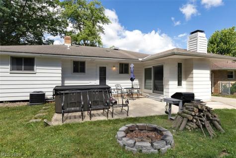 6417 Fordham Drive Parma OH 44129