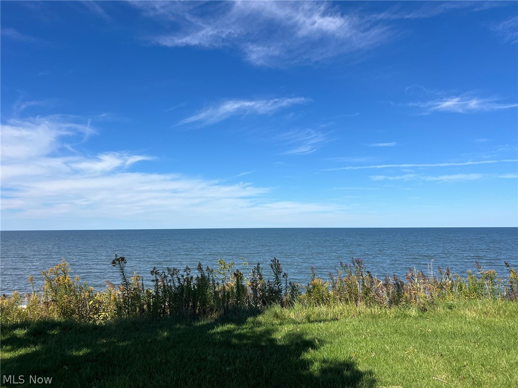 2016 Morningside Drive Ashtabula OH 44004