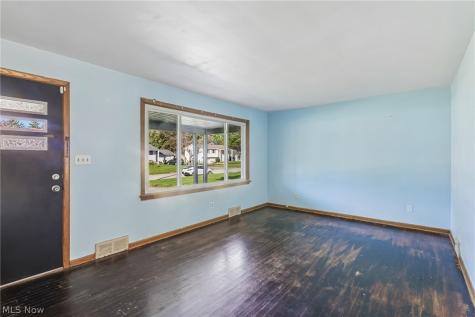 1817 Basil Avenue Youngstown OH 44514