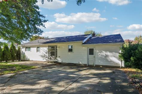 1817 Basil Avenue Youngstown OH 44514