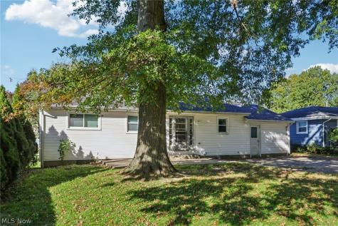 1817 Basil Avenue Youngstown OH 44514