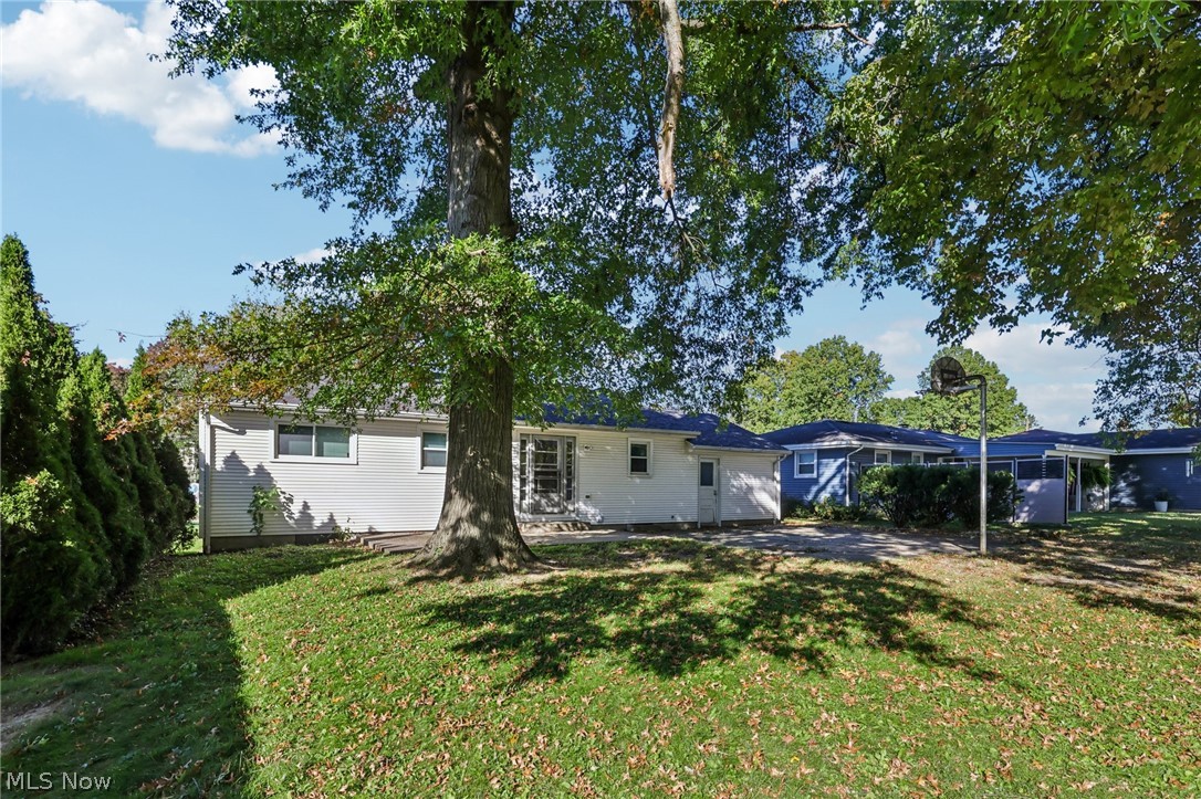 1817 Basil Avenue Youngstown OH 44514