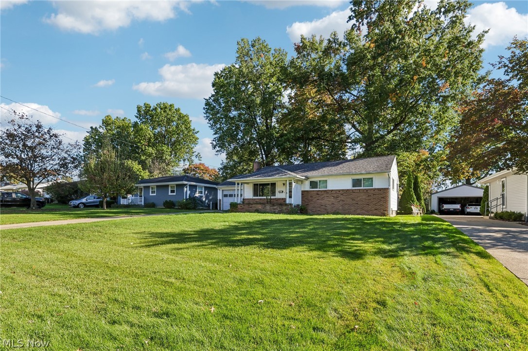 1817 Basil Avenue Youngstown OH 44514