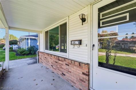 1817 Basil Avenue Youngstown OH 44514