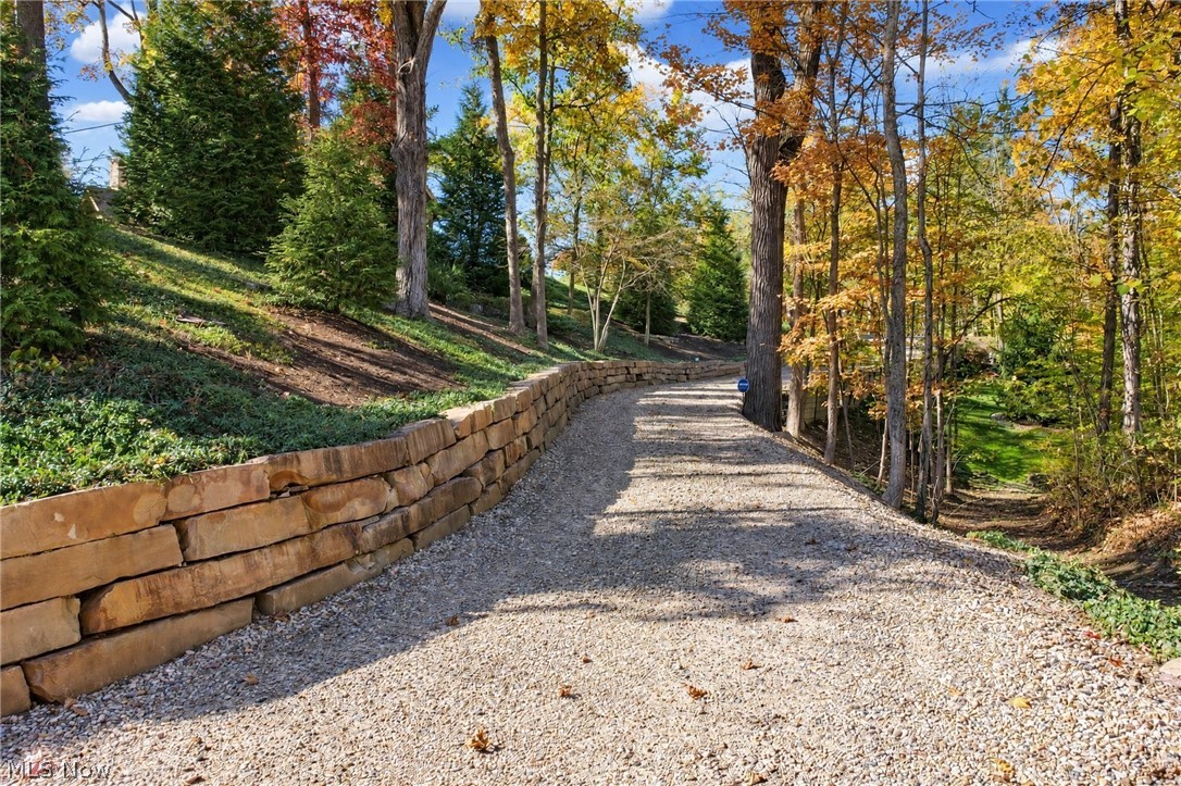 468 Bentleyville Road Chagrin Falls OH 44022