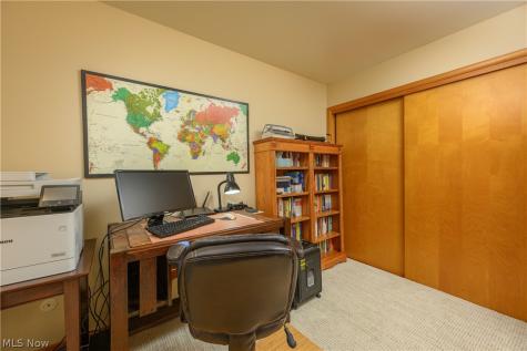 3820 Valley Drive Norton OH 44203