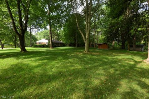 3820 Valley Drive Norton OH 44203