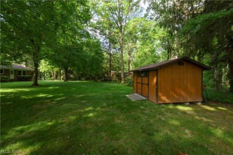 3820 Valley Drive Norton OH 44203