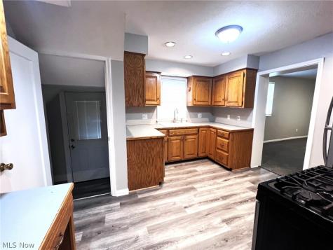 801 Spangler Street NE Canton OH 44714