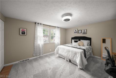 3464 Ensign Cove Aurora OH 44202