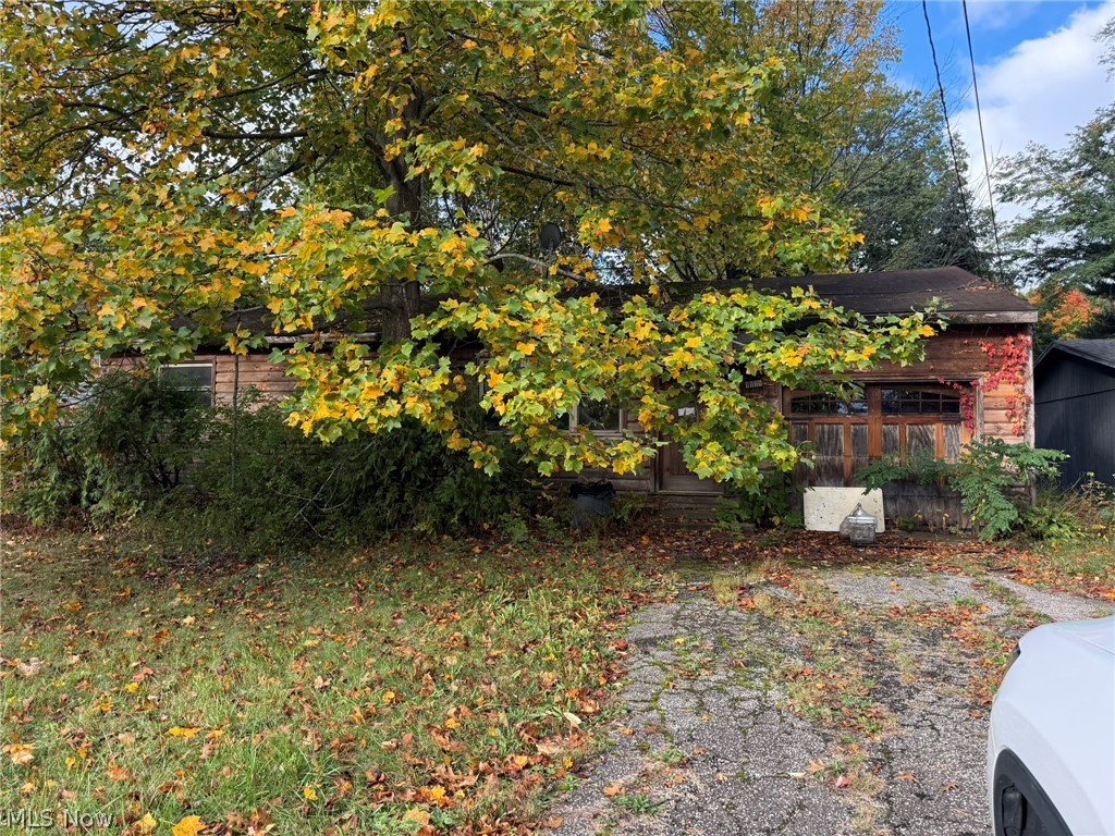 9128 Elm Street Kirtland OH 44094