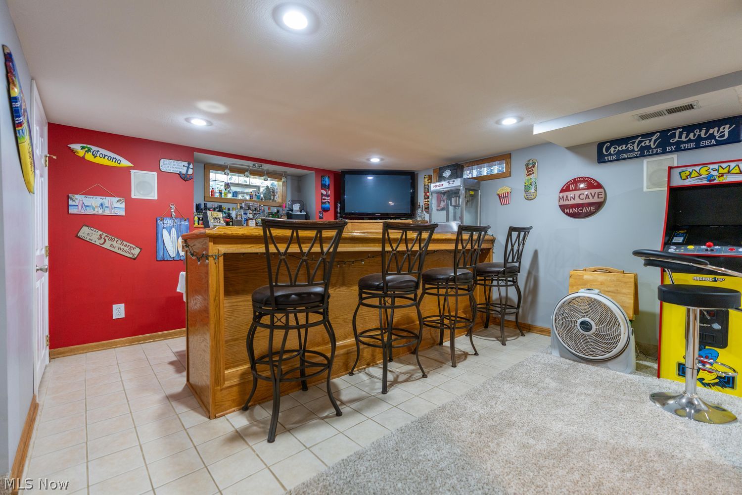 156 Canton Road Akron OH 44312