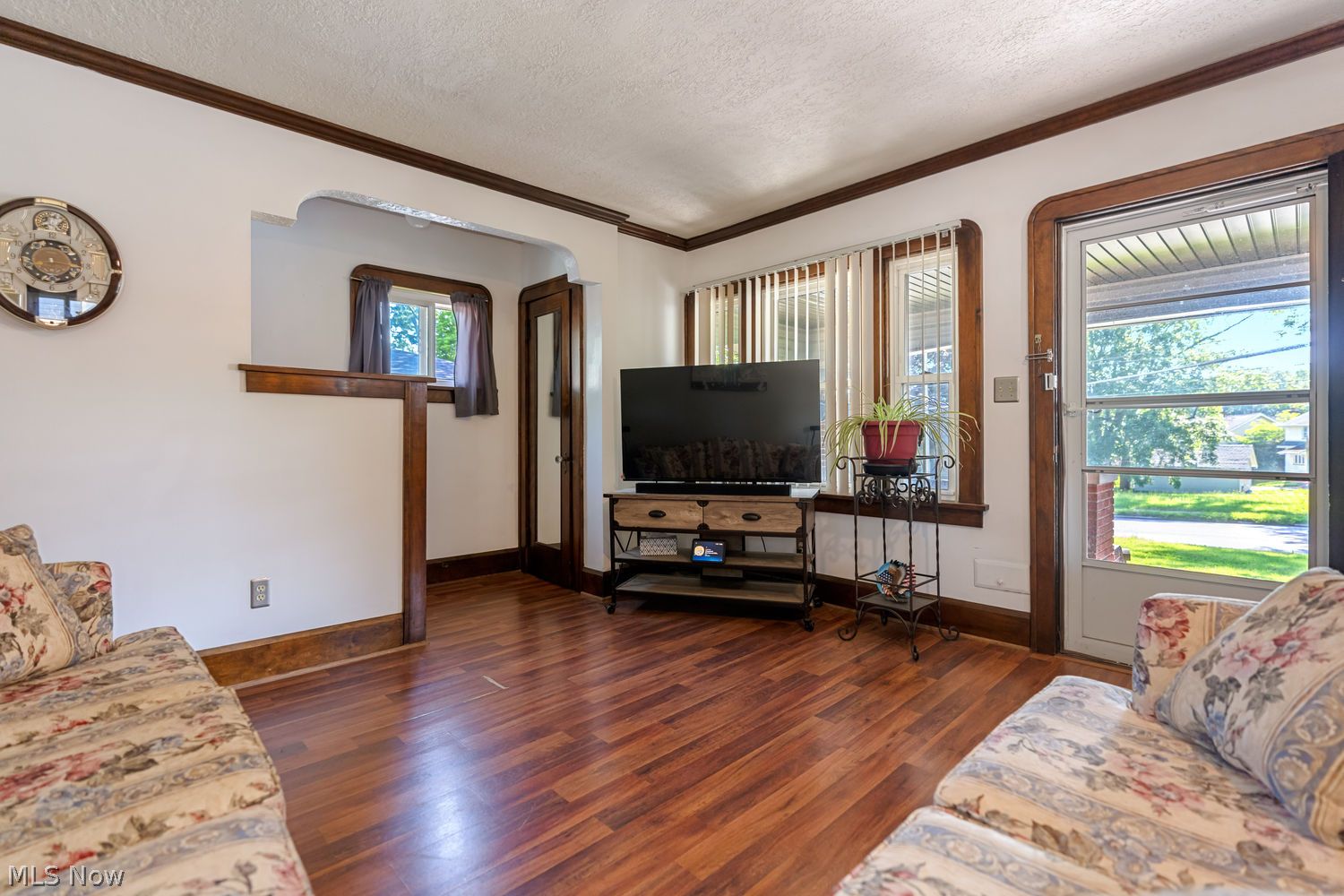 156 Canton Road Akron OH 44312
