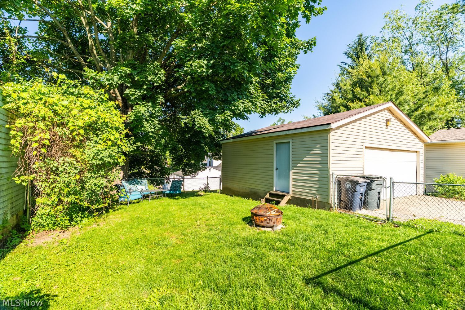 156 Canton Road Akron OH 44312