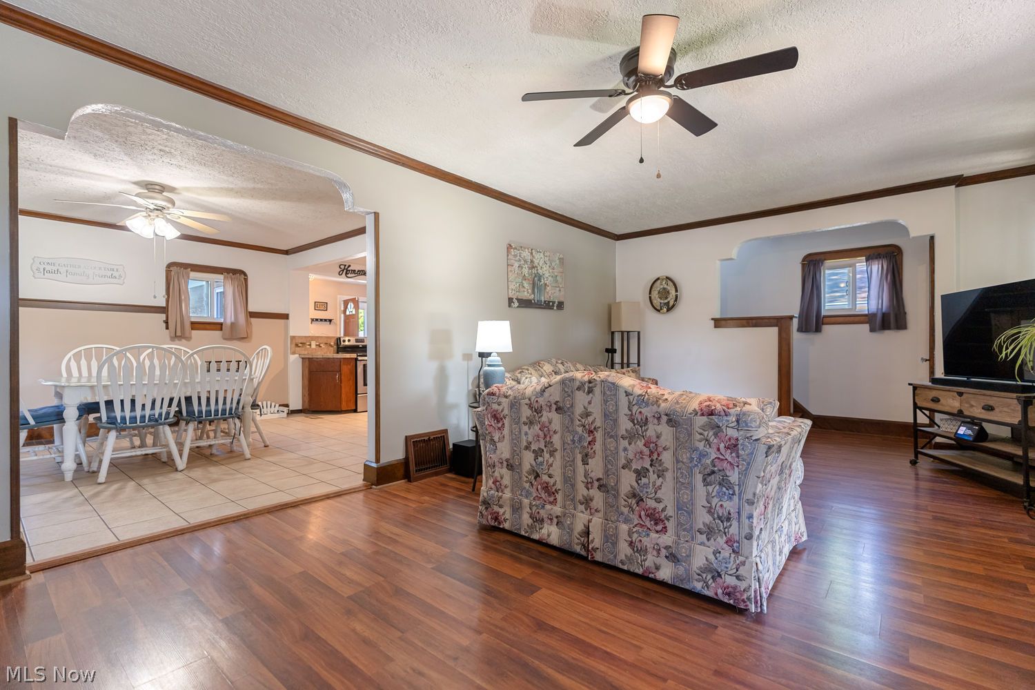 156 Canton Road Akron OH 44312