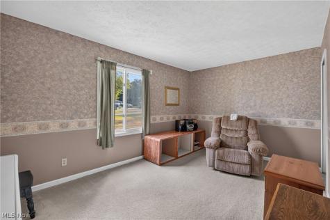 7171 Rustic Oval Seven Hills OH 44131