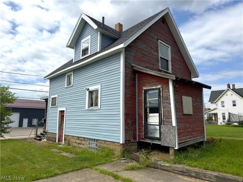2219 Navarre Road SW Canton OH 44706